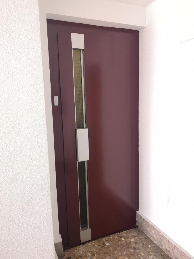 Lc Jacetania Pirineos Apartment Jaca Exterior photo